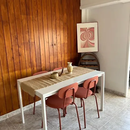Apartamento Isaac 17 شقة دينايا